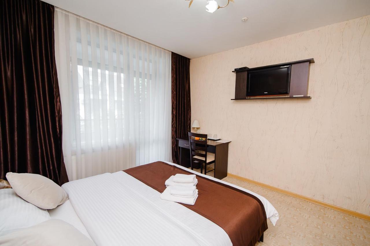 Tiptop Hotel City Center Кишинёв Экстерьер фото