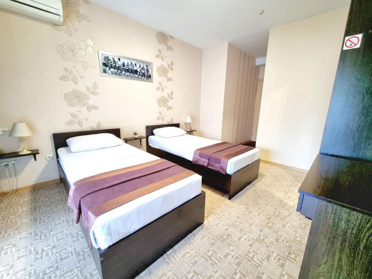 Tiptop Hotel City Center Кишинёв Экстерьер фото